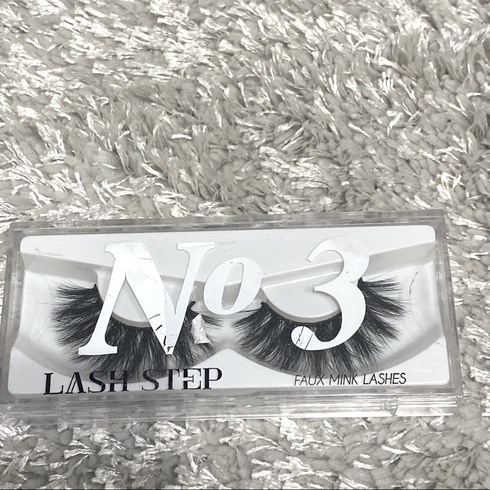 NEW!! LASH STEP FAUX